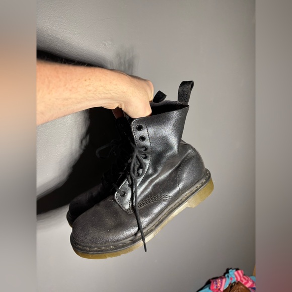 Dr. Martens Metallic Pascal 1460 Women’s Size 8 - Picture 3 of 9